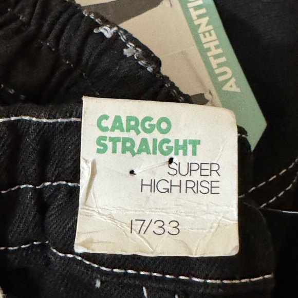B-213 Simple Society NWT Black Super High Rise Straight Leg Cargo Pants Size 17 - Picture 9 of 14